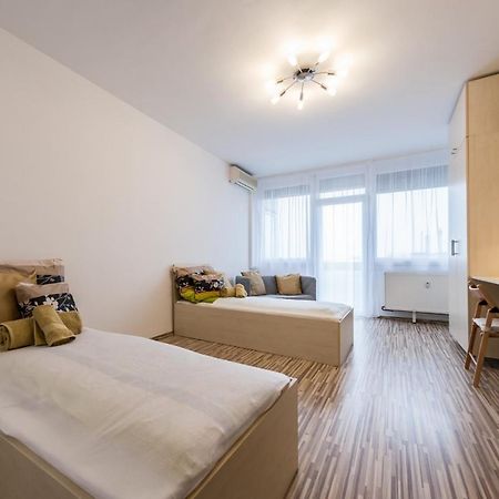 Central Home- Pesterzsebet Budapest Exterior foto