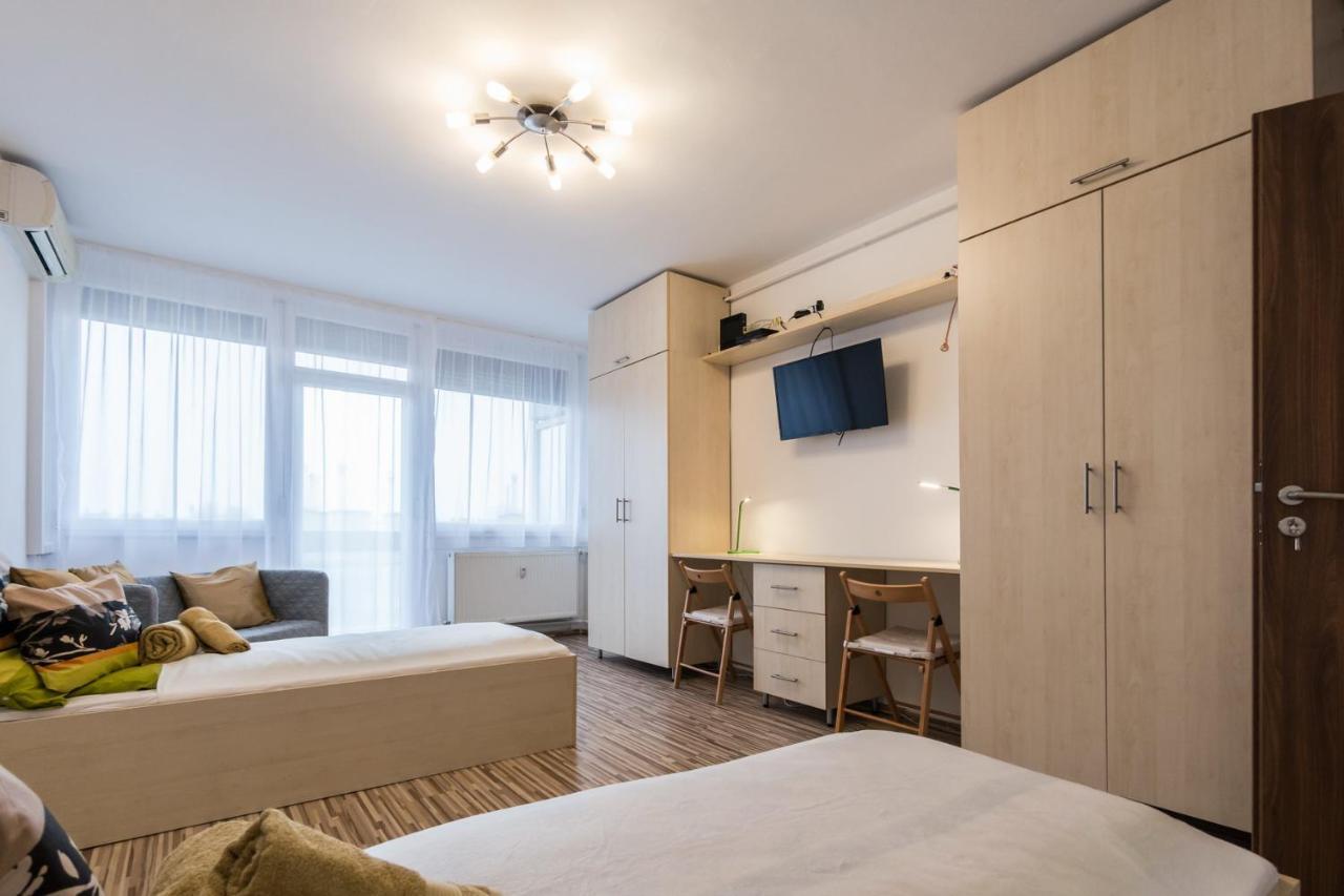 Central Home- Pesterzsebet Budapest Exterior foto